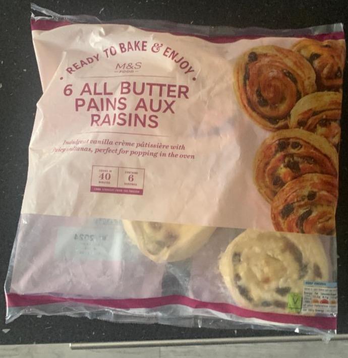 Fotografie - All butter pains aux raisins M&S Food