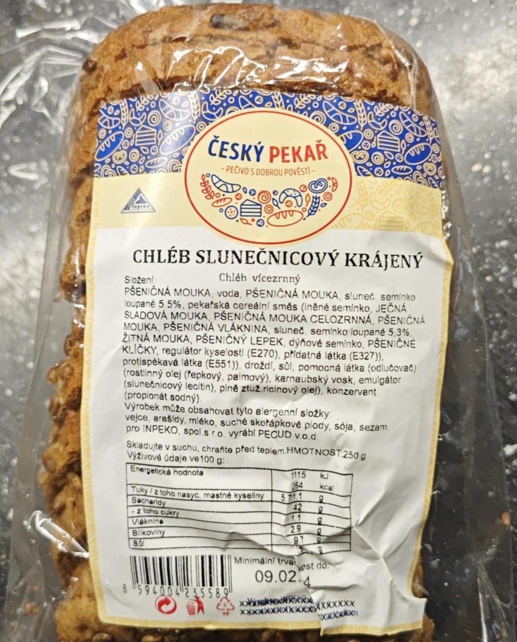 Fotografie - Chléb slunečnicový krájený Český pekař