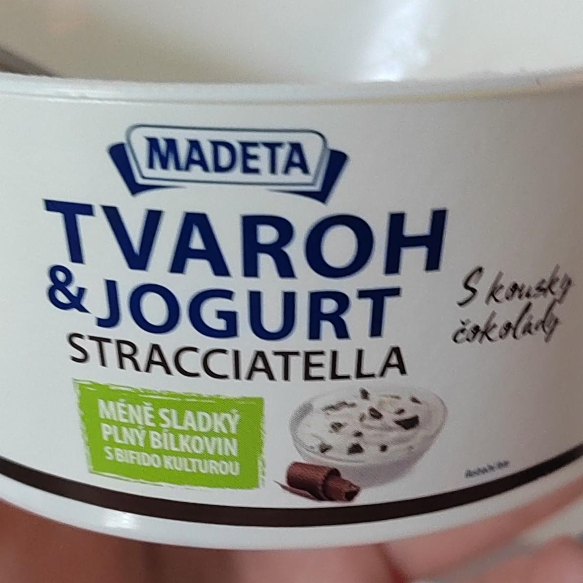 Fotografie - Jihočeský Tvaroh & Jogurt Stracciatella méně sladký Madeta