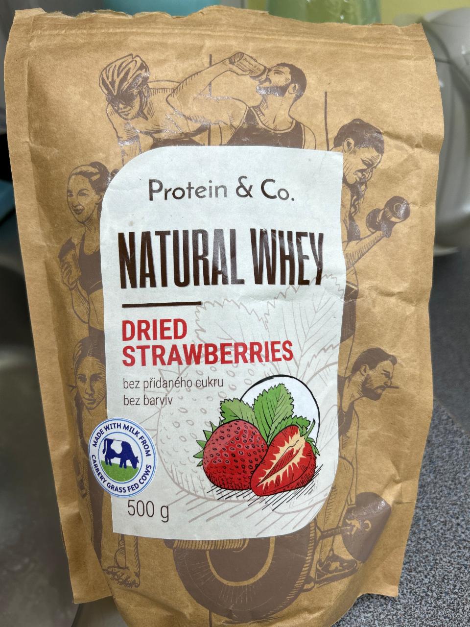 Fotografie - Natural Whey Dried strawberries Protein & Co.