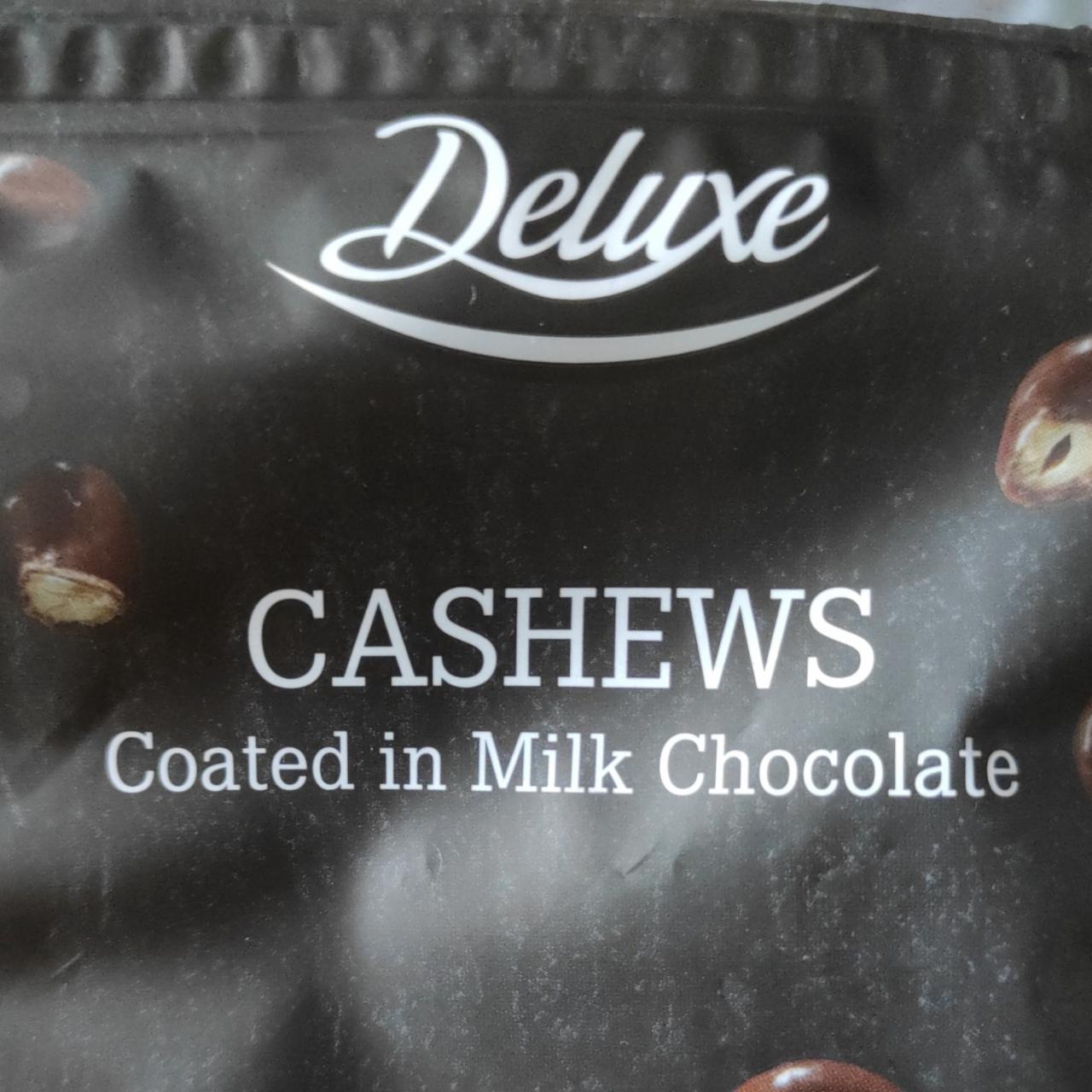 Fotografie - Cashews Coated in Milk Chocolate Deluxe