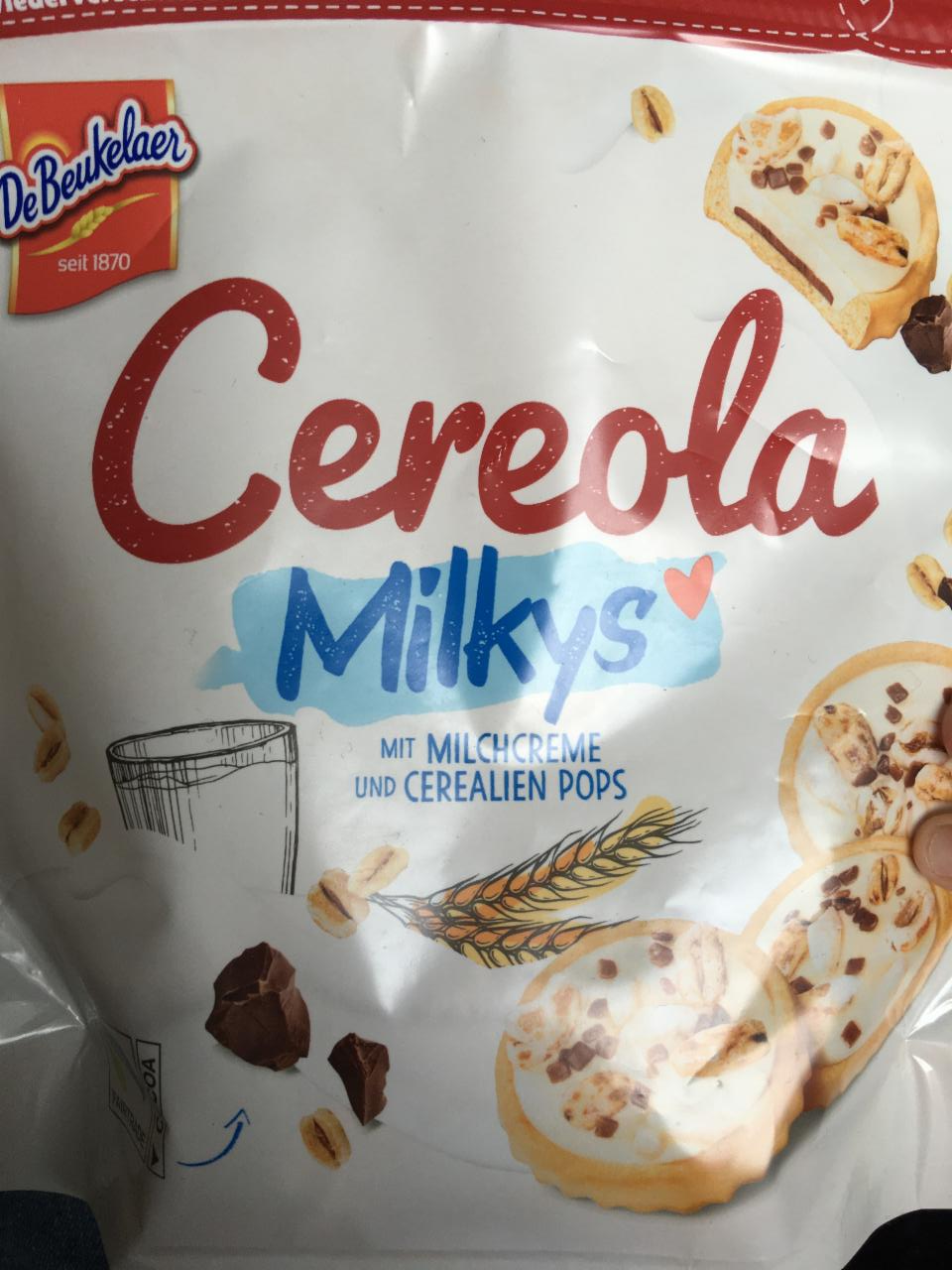 Fotografie - Cereola Milkys mit Milchcreme und Cerealien Pops DeBeukelaer