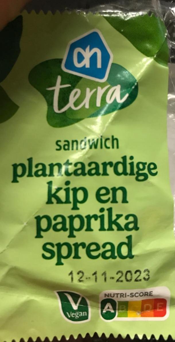 Fotografie - Sandwich plantaardige kip met paprika spread