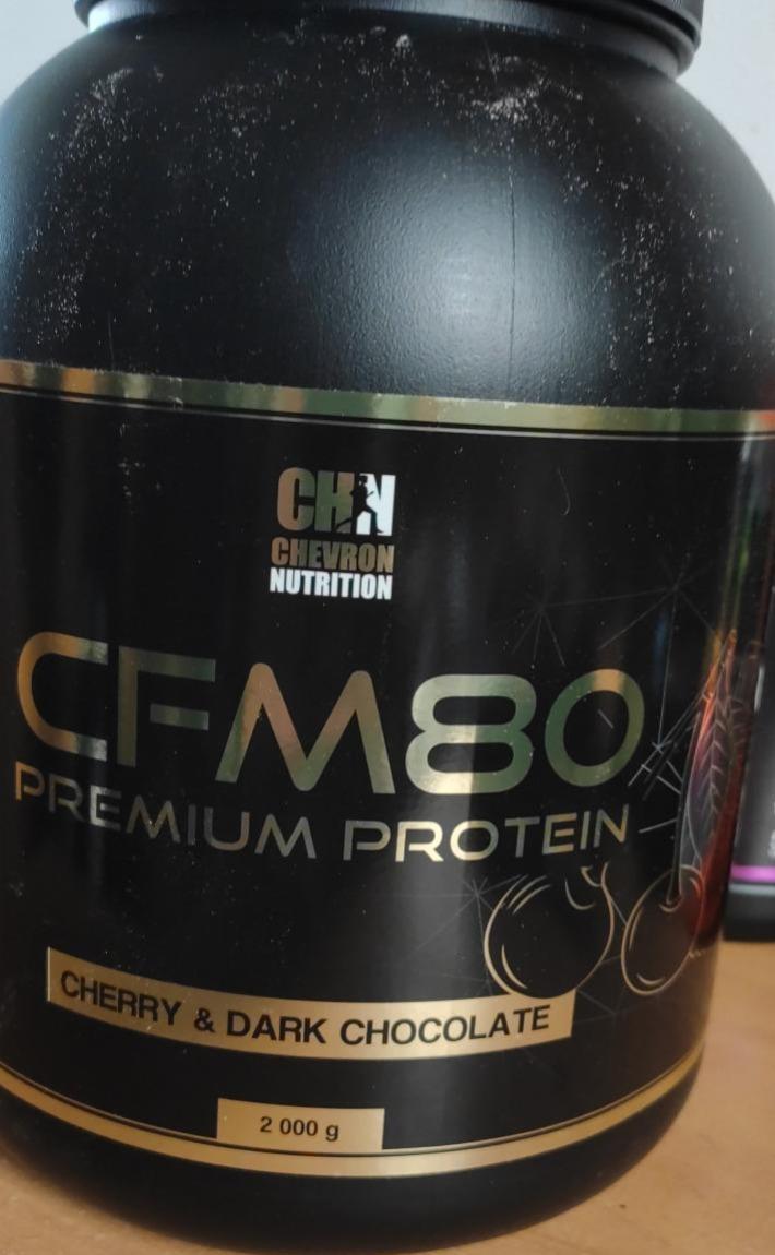 Fotografie - CFM80 Premium Protein Cherry & Dark chocolate Chevron Nutrition