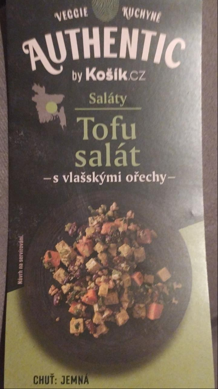 Fotografie - Tofu salát s vlašskými ořechy Authentic by Košík.cz
