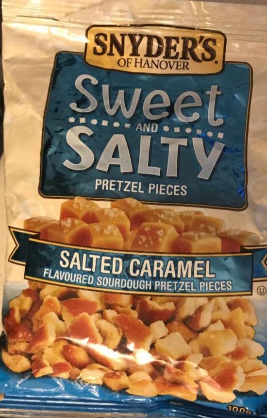 Fotografie - Snyder’s Sweet and Salty pretzel pieces Salted Caramel
