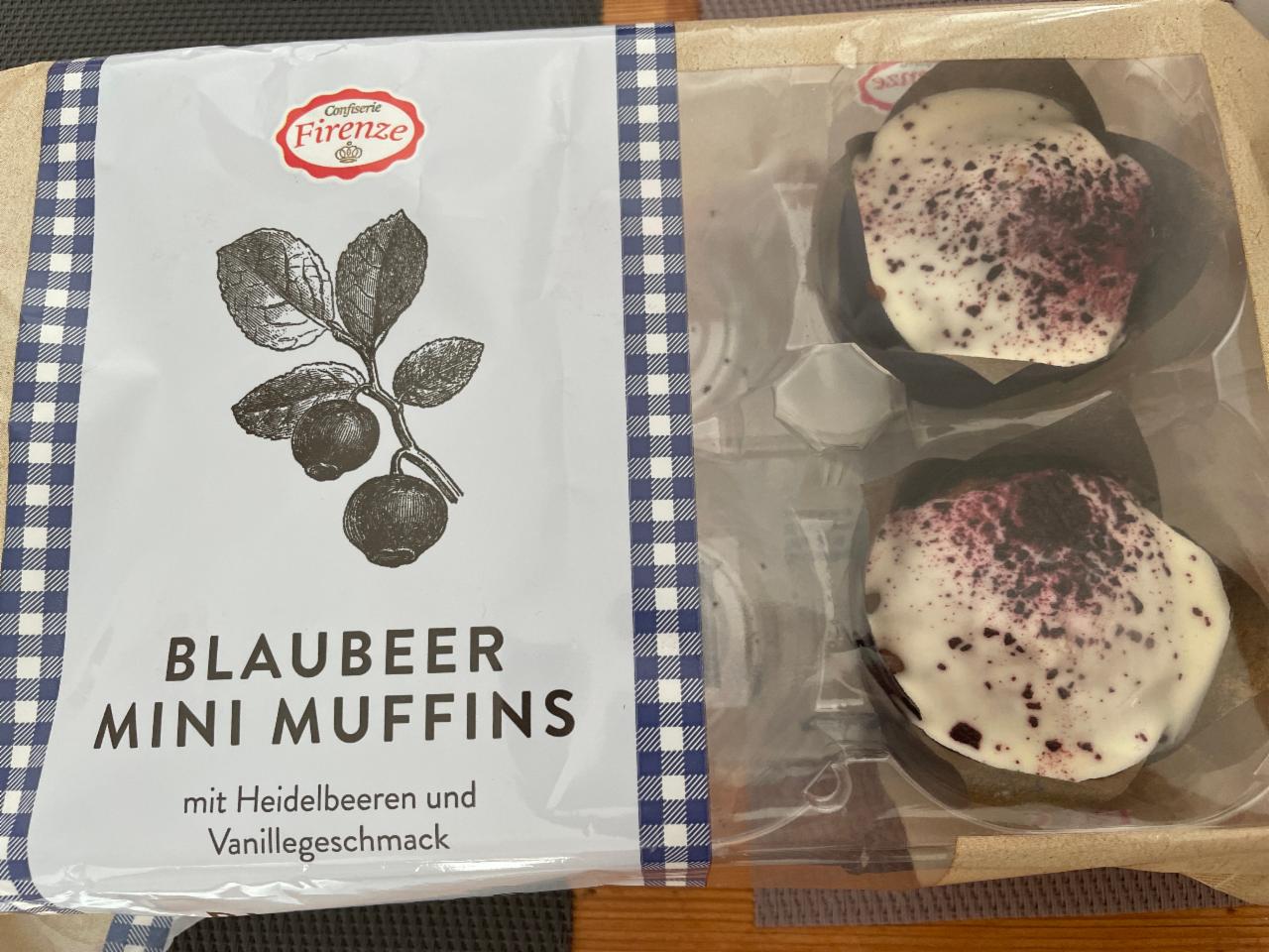 Fotografie - Blaubeer mini Muffins mit Heidelbeeren und Vanillegeschmack Confiserie Firenze