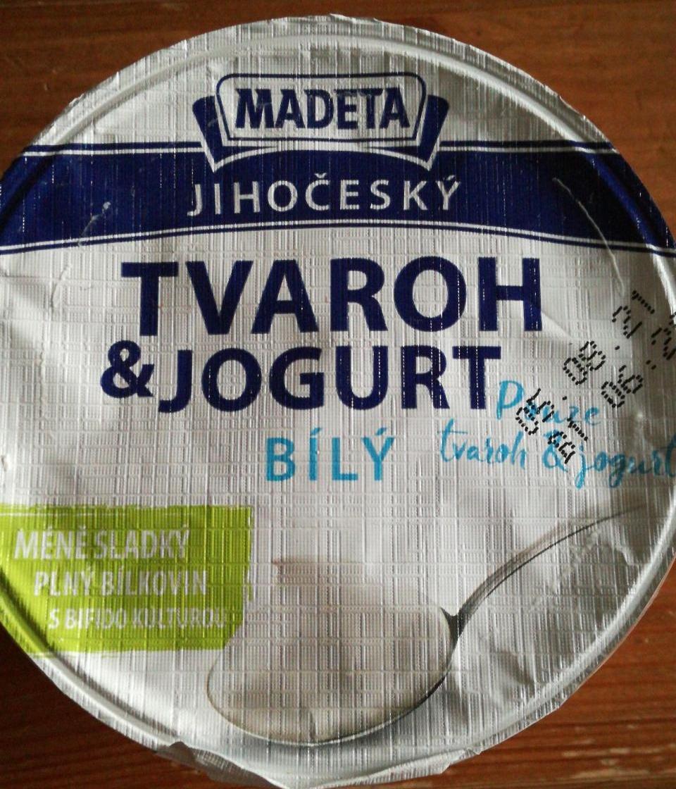 Fotografie - Tvaroh & jogurt bílý Madeta