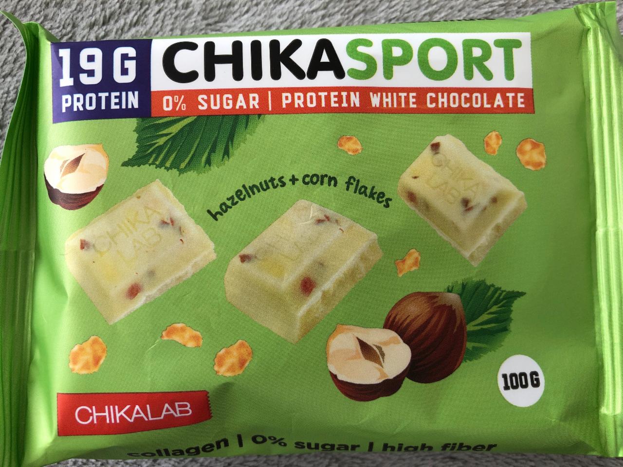 Fotografie - ChikaSport Protein White Chocolate & Hazelnut + corn flakes Chikalab