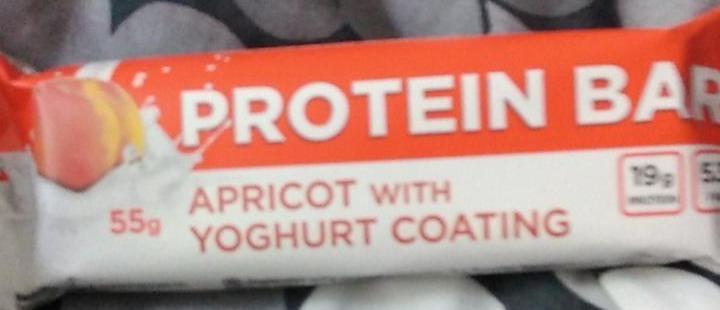 Fotografie - Protein bar apricot with youghurt coating Ekofrukt