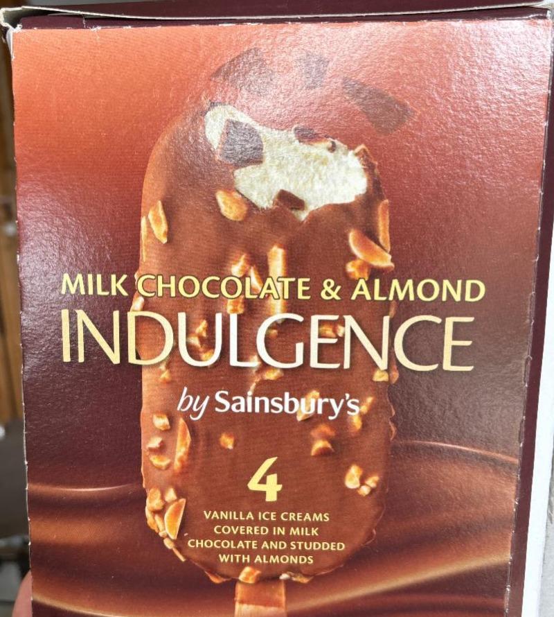 Fotografie - milk chocolate & almond indulgence ice cream by Sainsbury's