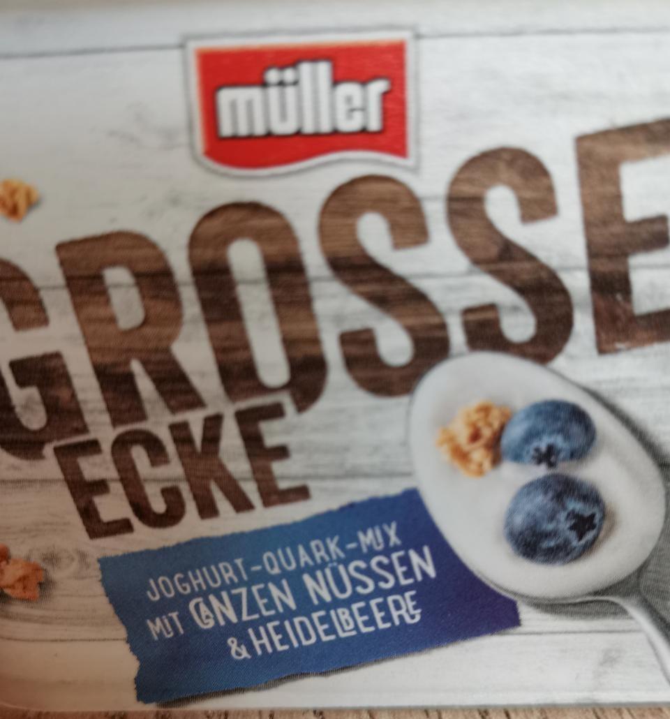 Fotografie - Grosse Ecke joghurt-quark-mix mit ganzen Nüssen & Heidelbeere Müller