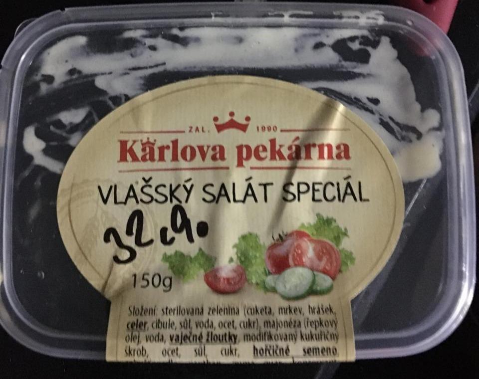Fotografie - Vlašský salát speciál Karlova Pekárna