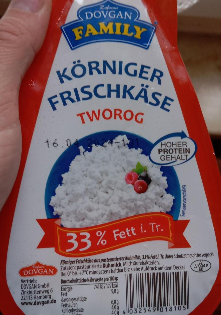 Fotografie - Körniger Frischkäse tworog 33% Fett Dovgan Family