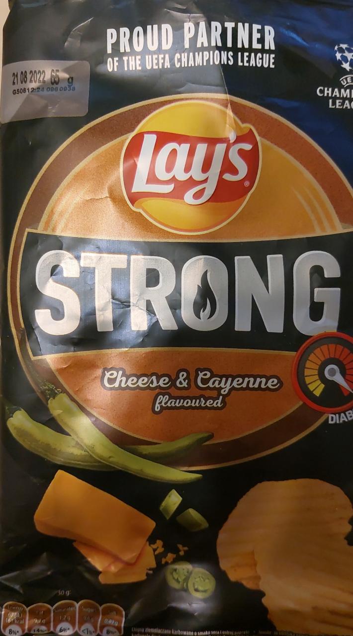 Fotografie - Lays Strong Cheese & Cayenne