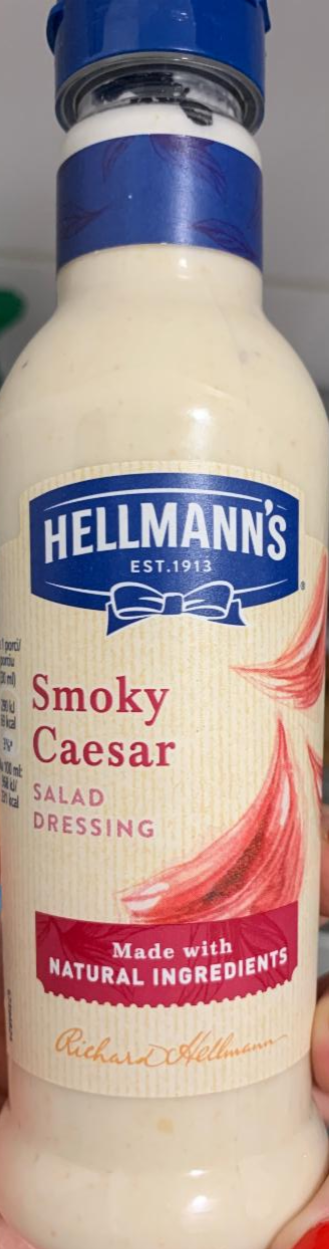 Fotografie - Smoky Caesar Salad Dressing Hellmann's