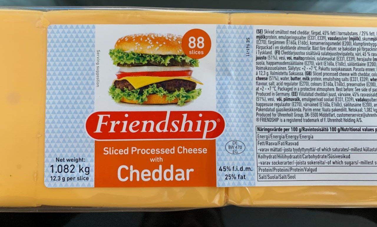 Fotografie - Sliced Processed Cheese with Cheddar Friendship