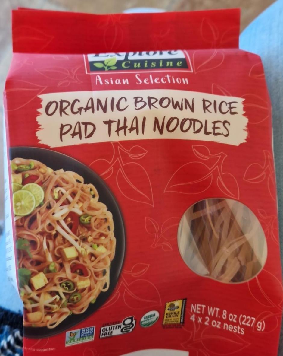 Fotografie - Organic Brown Rice Pad Thai Noodles Explore Cuisine