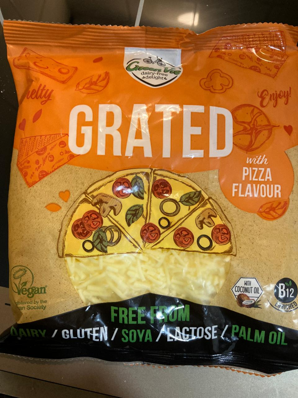 Fotografie - grated with pizza flavour Green Vie