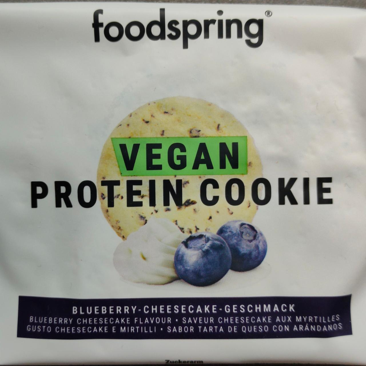 Fotografie - Vegan protein cookie blueberry cheesecake Foodspring