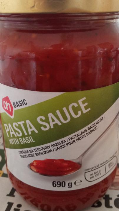 Fotografie - Pasta sauce with basil AH Basic