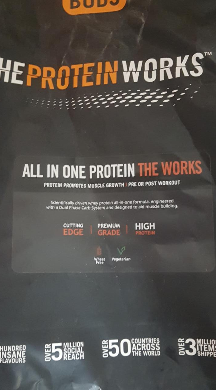 Fotografie - All In One Protein cookies & cream The Protein Works