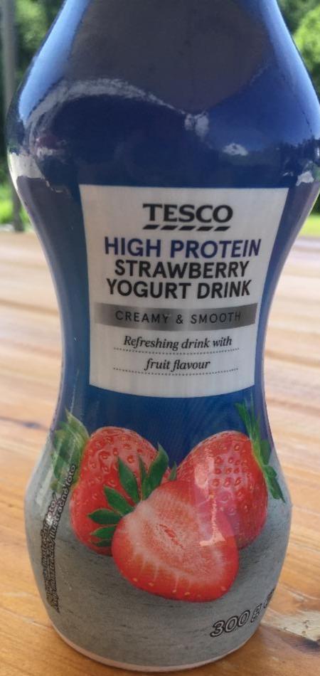 Fotografie - High Protein Strawberry Yogurt Drink Tesco