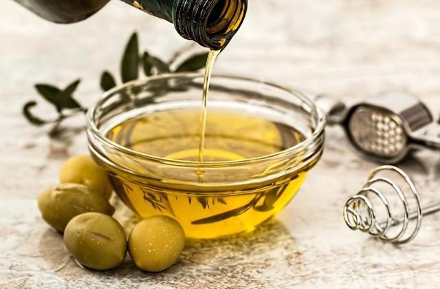 Fotografie - olivový olej extra virgin řecký