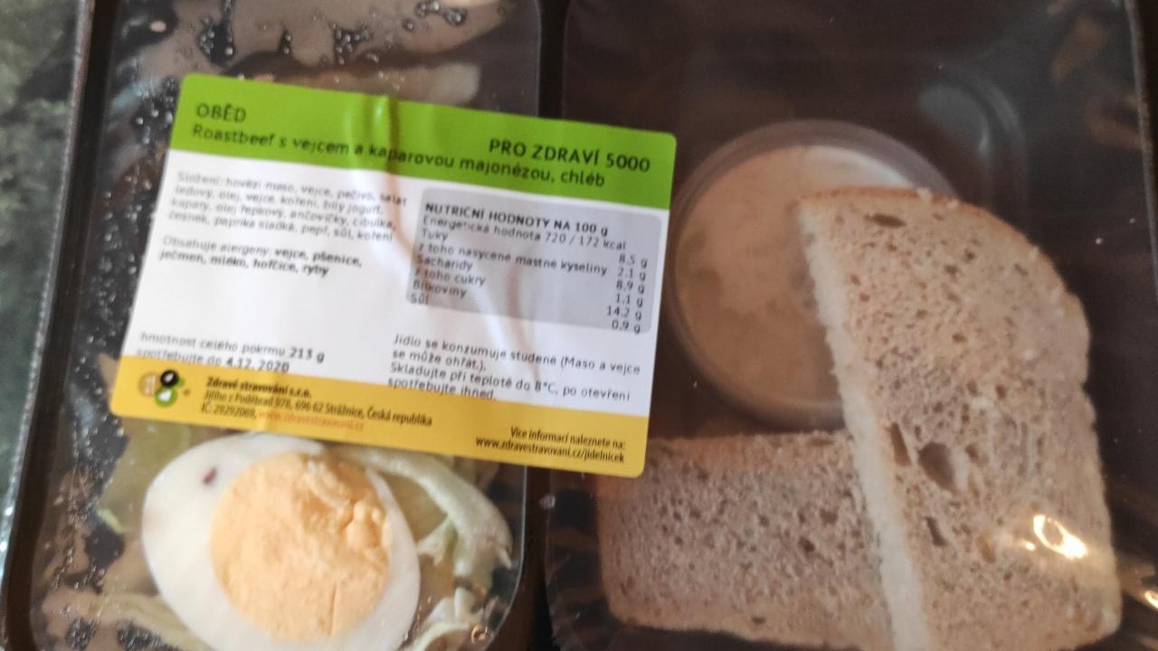 Fotografie - Roastbeaf s vejcem a kaparovou majonézou, chléb Zdravé stravování