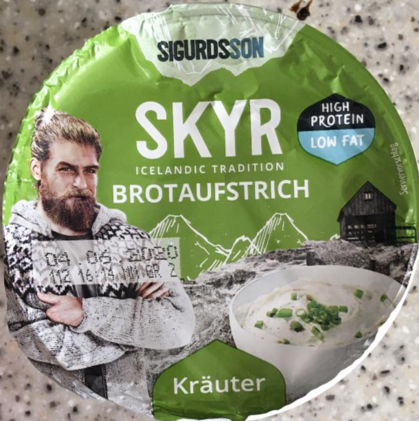 Fotografie - Skyr Icelandic Tradition Brotaufstrich Kräuter Sigurdsson