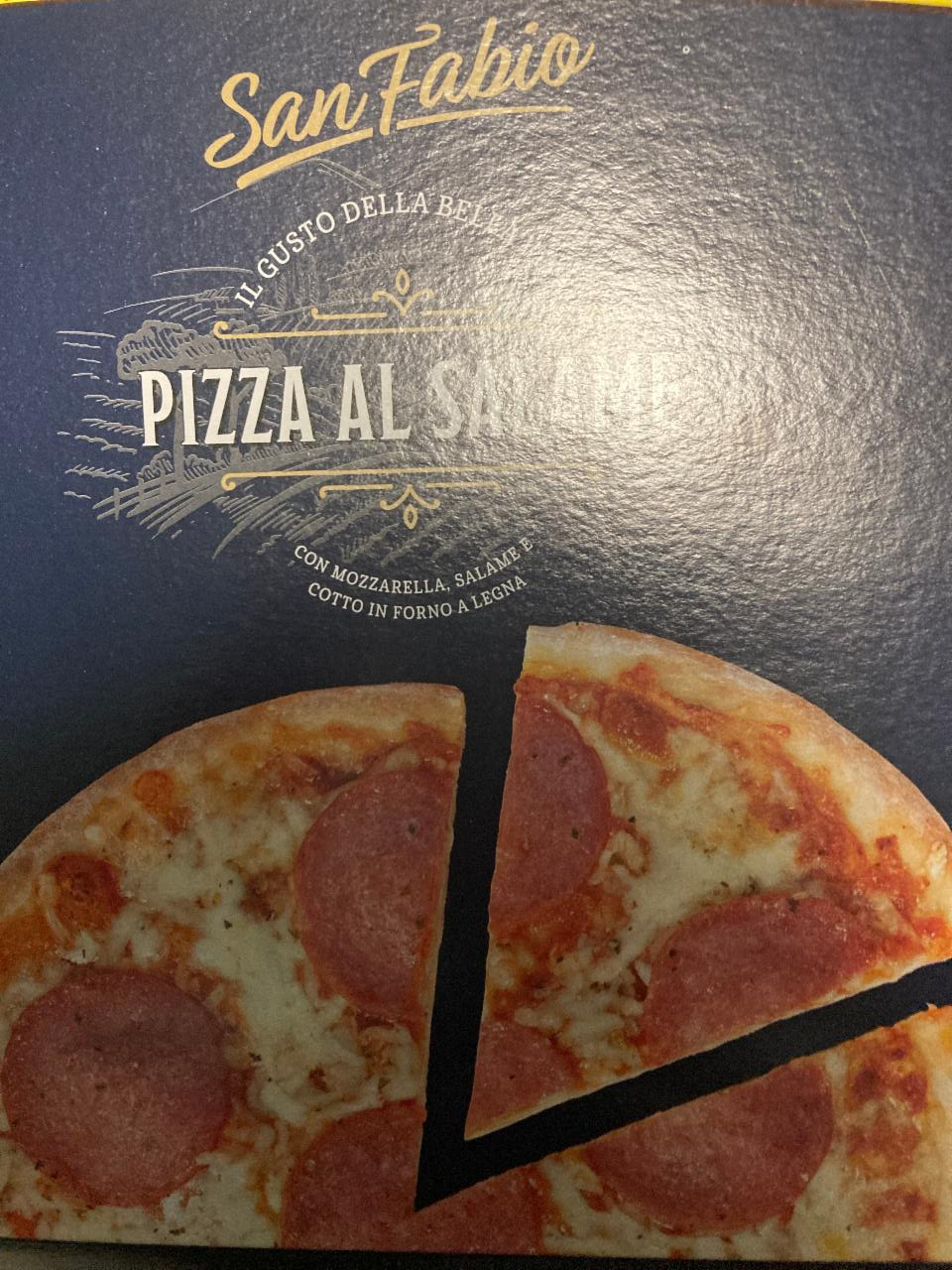 Fotografie - pizza al salame San Fabio