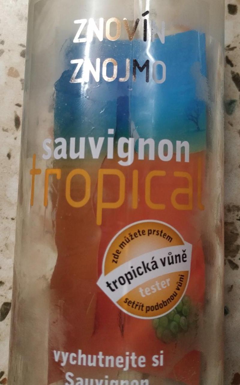 Fotografie - Sauvignon Tropical 2019 pozdní sběr polosuché Znovín