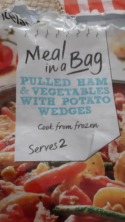Fotografie - Meal in a Bag Pulled Ham & Vegetables with Potato Wedges