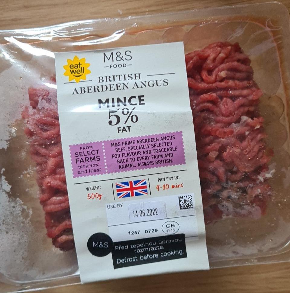 Fotografie - British Aberdeen Angus Mince 5% fat M&S Food