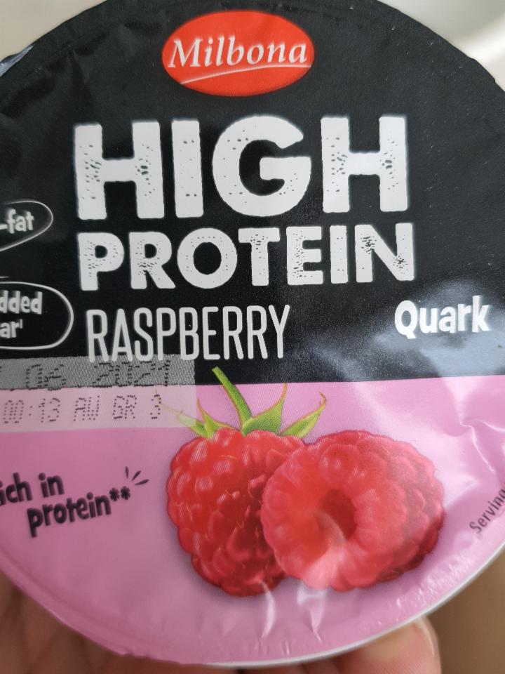 Fotografie - high protein raspberry Milbona