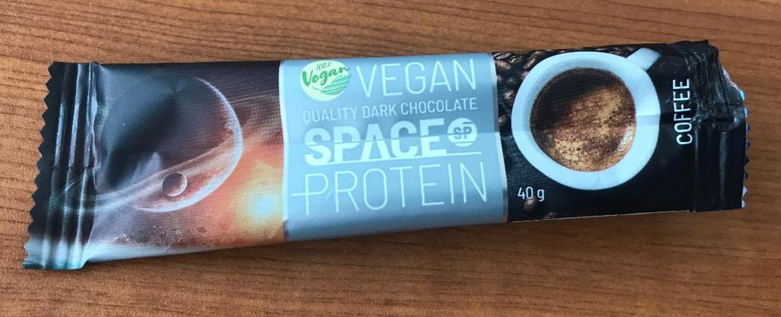 Fotografie - Vegan Quality Dark chocolate Coffee Space Protein