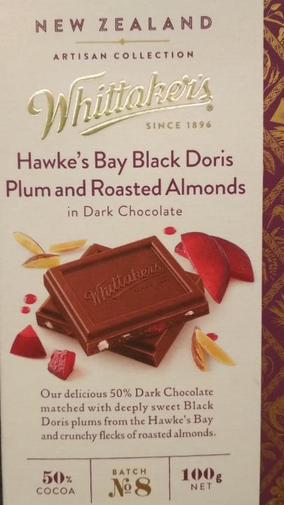 Fotografie - Whittaker's Plum and Roasted Almonds in Dark Chocolate 