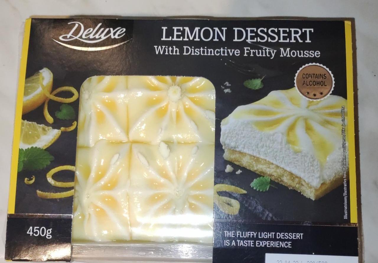 Fotografie - Dessert with Lemon Filling Deluxe