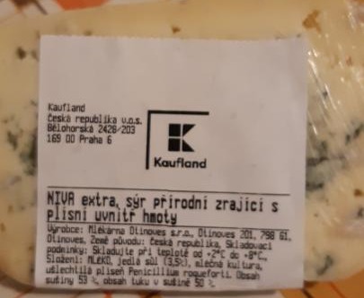 Fotografie - Niva extra, sýr přírodní zrající s plísní uvnitř hmoty Kaufland