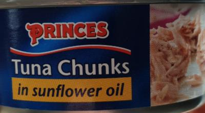 Fotografie - Tuna chunks in sunflower oil (kousky tuňáka ve slunečnicovém oleji) Princes