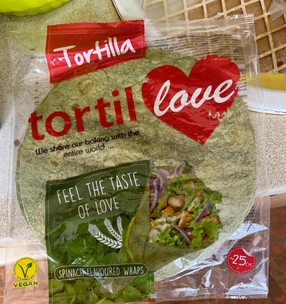 Fotografie - tortila Spinach flavoured Tortil love