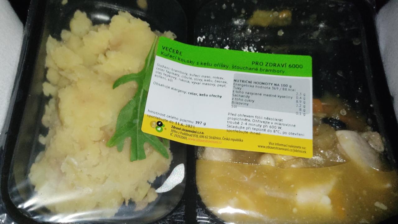 Fotografie - Kuřecí kousky s kešu oříšky, šťouchané brambory Zdravé stravování