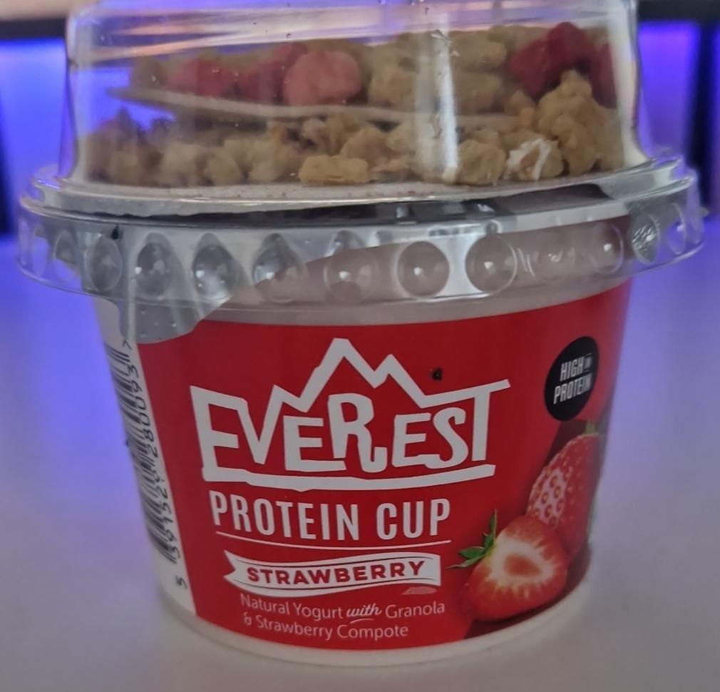 Fotografie - Protein Cup Strawberry Everest