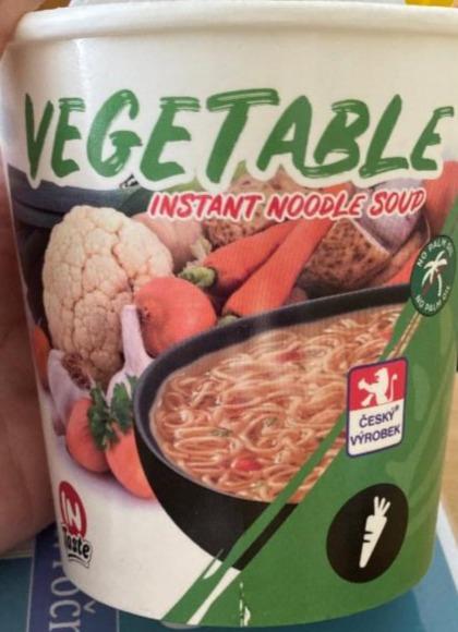 Fotografie - Vegetable Instant Noodle Soup In taste