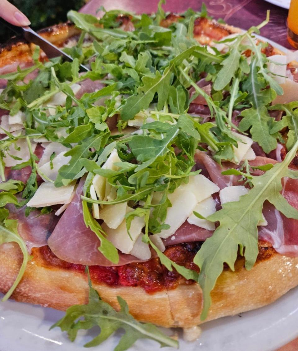 Fotografie - Pizza šunková Prosciutto
