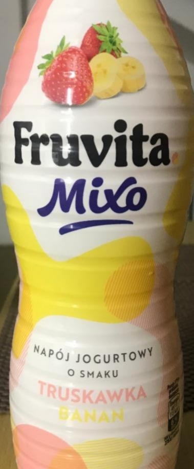 Fotografie - Napój jogurtowy o smaku truskawka banan FruVita