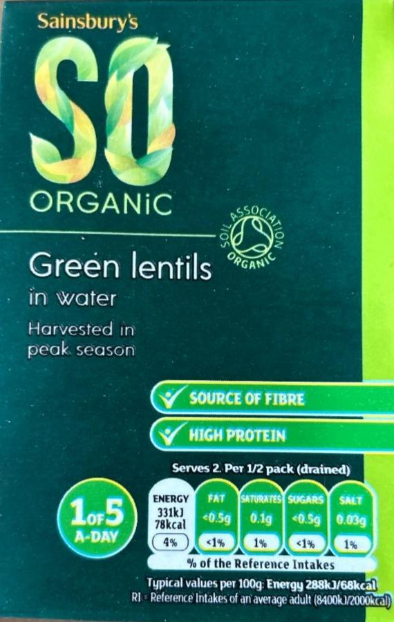 Fotografie - So organic Green lentils in water by Sainsbury's