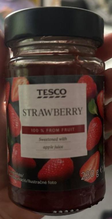 Fotografie - Strawberry 100% from fruit Tesco