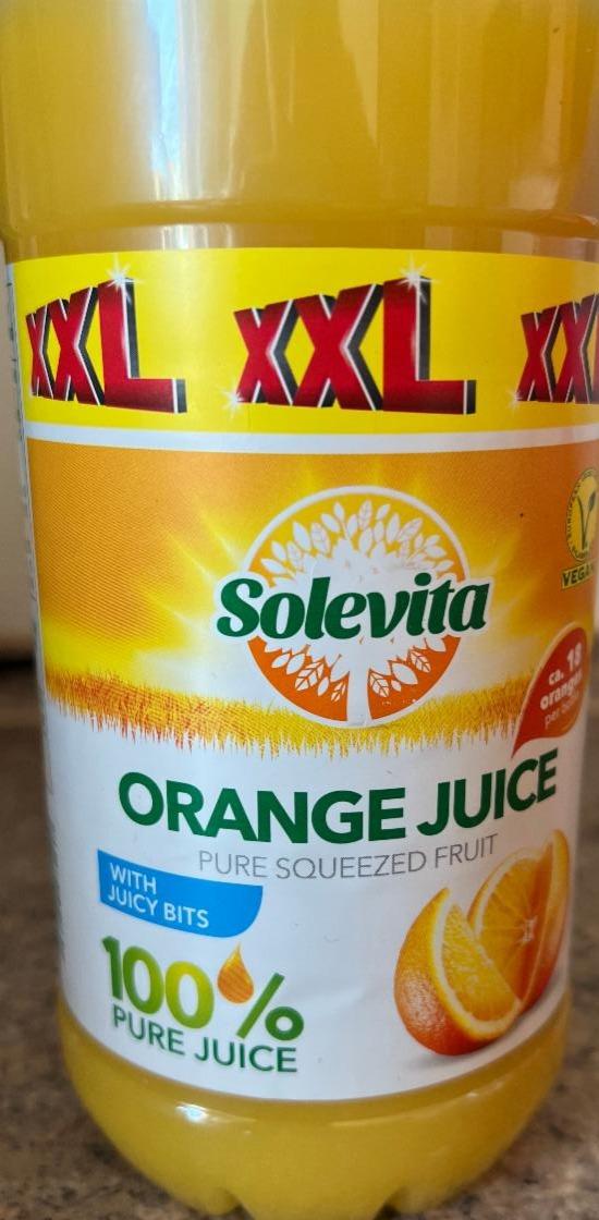 Fotografie - Orange juice with juicy bits 100% Solevita