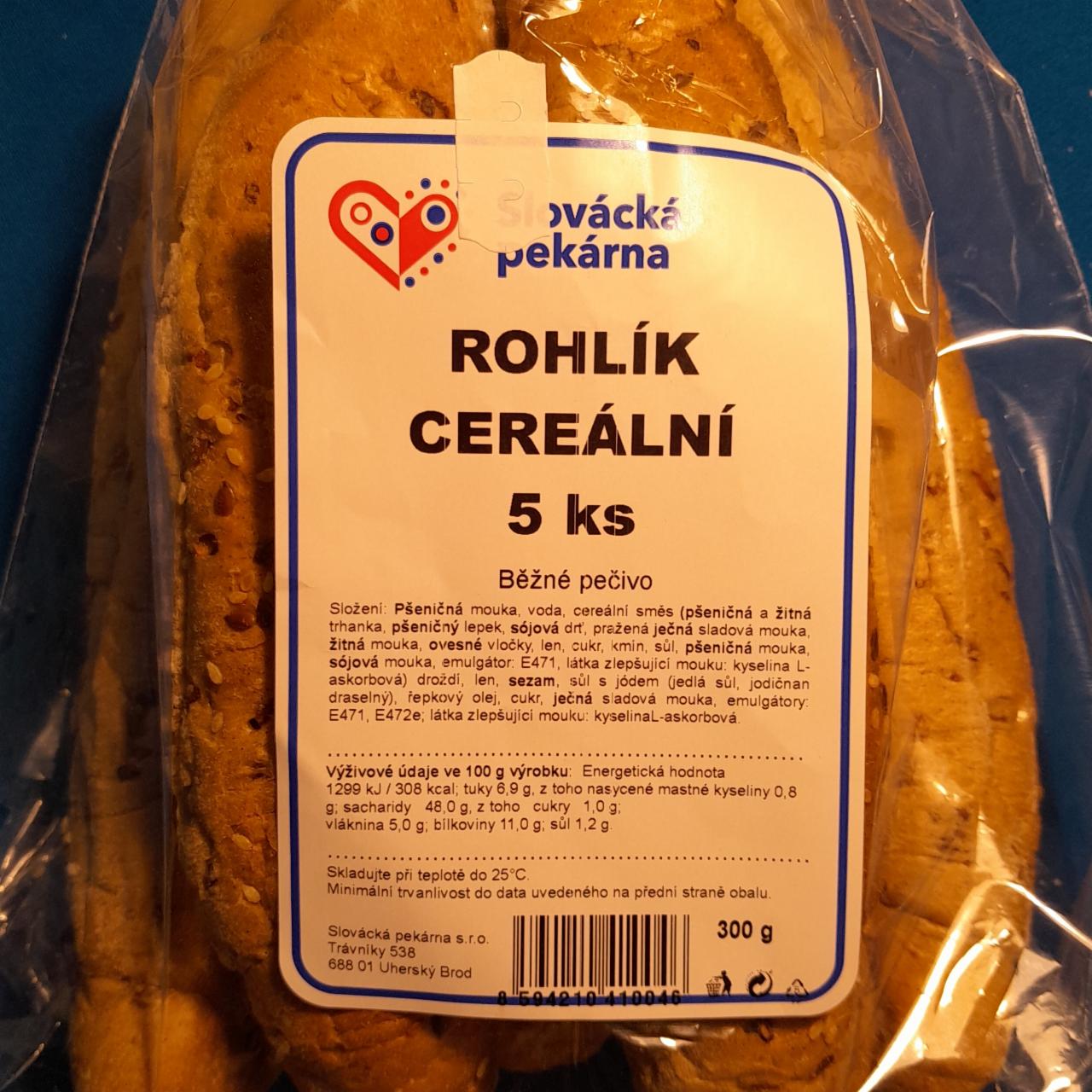 Fotografie - Rohlík cereální Slovácká pekárna